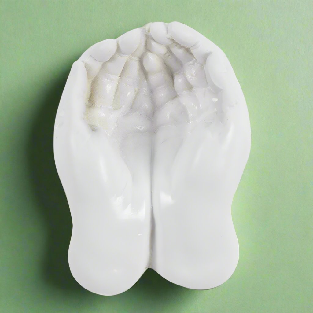 Cupped Hands Ornament - Classic Variable