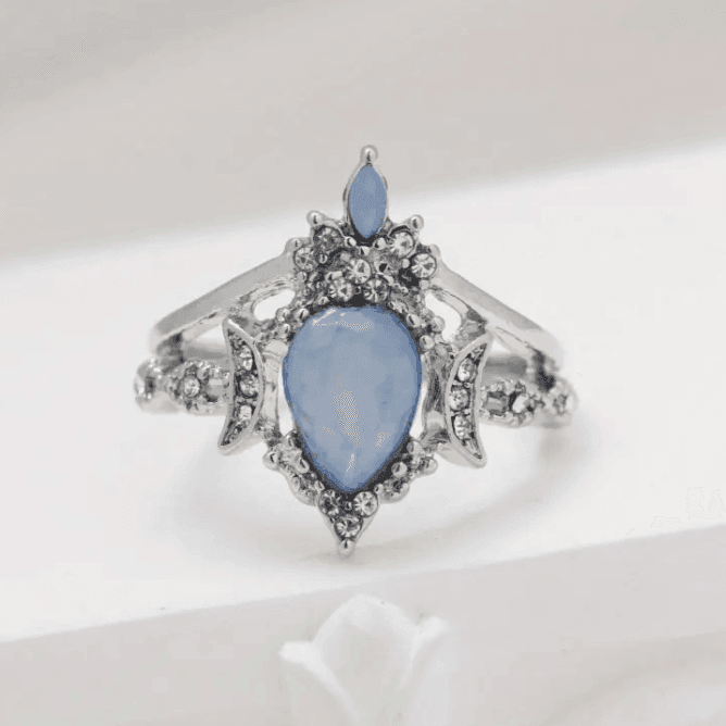 Moonstone Half Moon Ring - Classic Variable